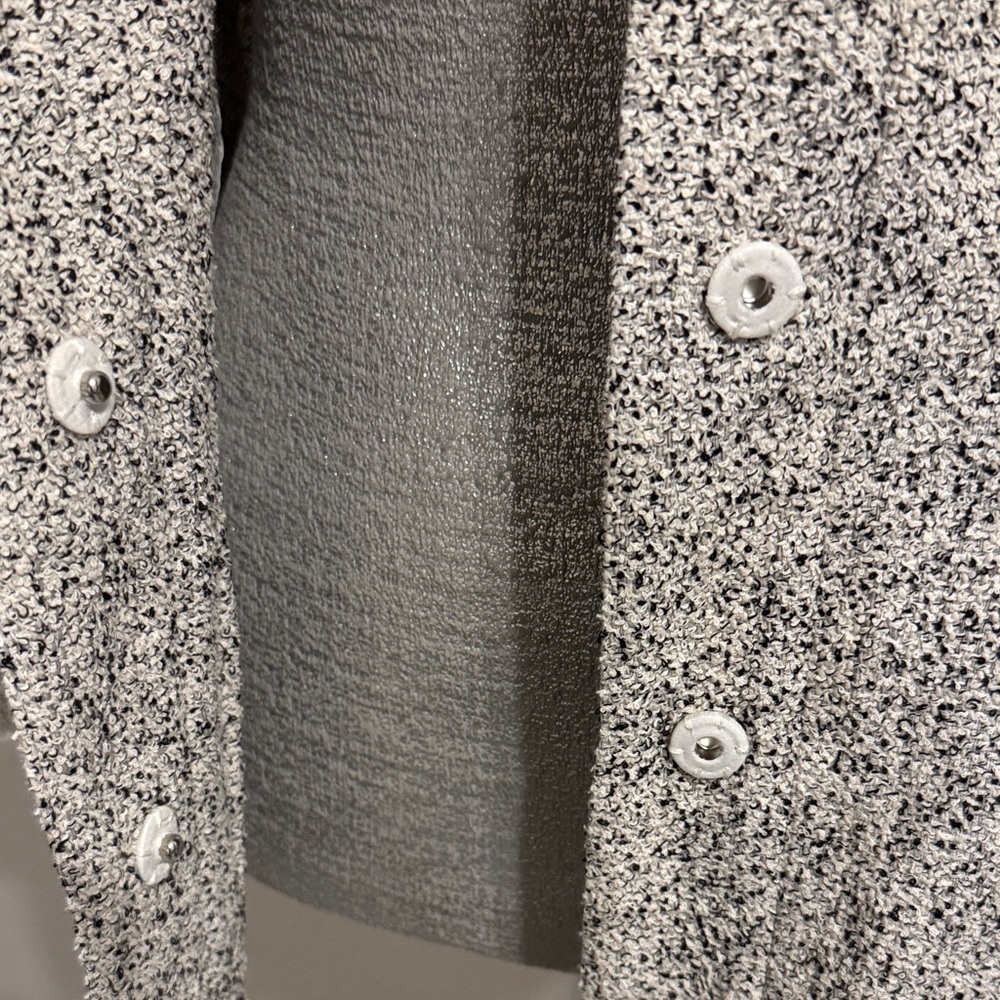 LOFT Monochrome Textured Blazer - Picture 7 of 8